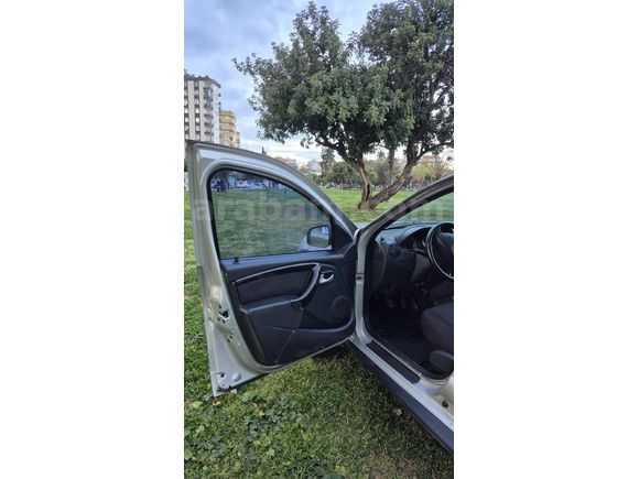 Sahibinden Dacia Duster 1.5 dCi Laureate 2011 Model