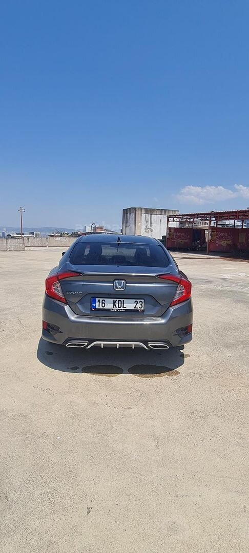Sahibinden Honda Civic 1.6i VTEC Eco Executive 2019 Model Bursa 50.000 km Füme 4