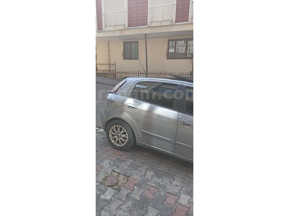 Sahibinden Fiat Punto 1.4 Dynamic 2011 Model