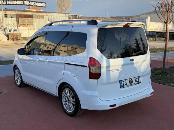 ENES AYVAZ AUTO DAN 2015 FORD COURİER TİTANİUM DÜŞÜK KM