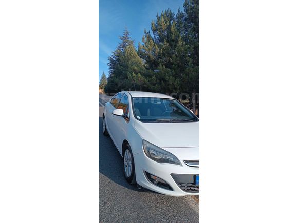 Memurdan Opel Astra 1.6 Edition Plus 2016 Model Elazığ