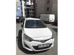 Sahibinden Hyundai i20 1.2 D-CVVT Jump 2013 Model İstanbul 150.000 km Beyaz
