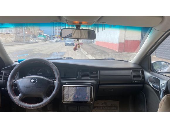 Memurdan Orijinal Opel Vectra 1.6 Comfort 2001 Model 