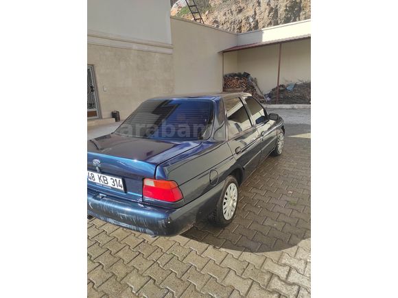 Klimalı bakımlı Ford Escort 1.6 CLX 1997 Model 
