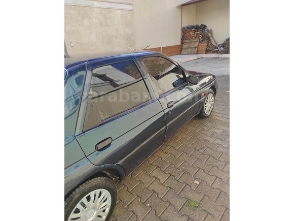 Klimalı bakımlı Ford Escort 1.6 CLX 1997 Model 
