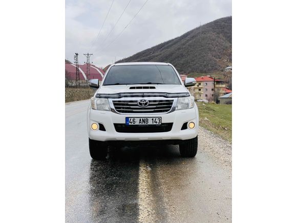 Sahibinden Toyota Hilux 2.5 D-4D 4x2 Adventure 2014 Model 