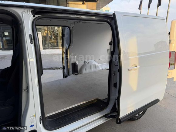 TEKİNDAĞ'dan SENETLİ VE KREDİLİ SATIŞLAR 2025 VİVARO 2.0TD CARGO