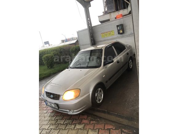 Sahibinden Hyundai Accent 1.3 Admire 2005 Model  292.400 km Gri