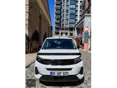 BAYRAMA ÖZEL FİYAT ...DEĞİŞENSİZ 10.000 KM OPEL COMBO