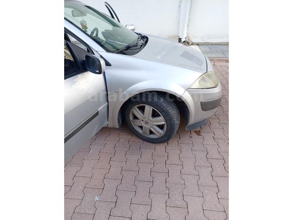 Sahibinden Renault Megane 1.6 Dynamique 2006 Model