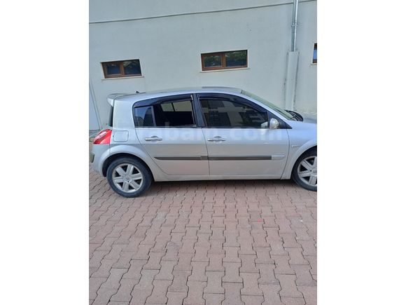 Sahibinden Renault Megane 1.6 Dynamique 2006 Model