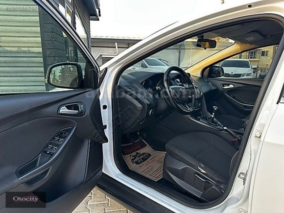 OTOCİTY'DEN 2015 MODEL FORD FOCUS 1.6 DİZEL TREND X