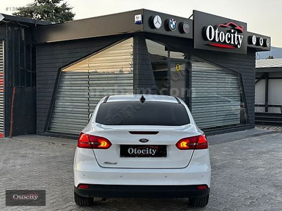 OTOCİTY'DEN 2015 MODEL FORD FOCUS 1.6 DİZEL TREND X