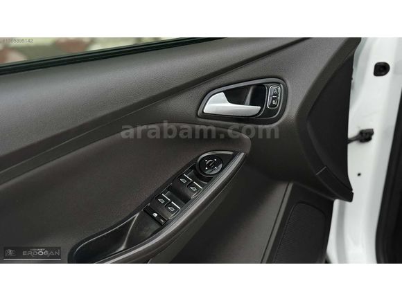 HATASIZZ DEĞİŞENSİZ FORD FOCUS 2017 1.6 TDCI TREND-X