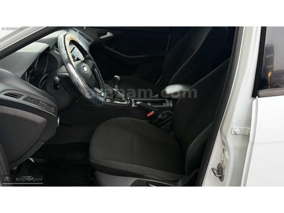 HATASIZZ DEĞİŞENSİZ FORD FOCUS 2017 1.6 TDCI TREND-X