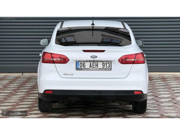 HATASIZZ DEĞİŞENSİZ FORD FOCUS 2017 1.6 TDCI TREND-X