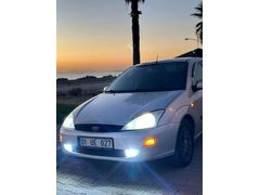 Ford Focus 1.6 Ghia 2002 Model İzmir