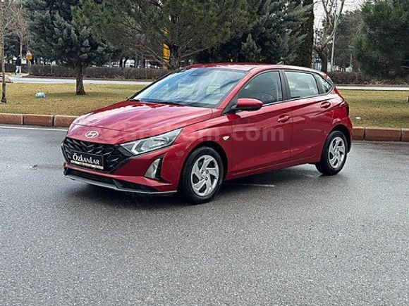 BOYASIZ 2025 HYUNDAİ İ20 1.0 T GDİ JUMP HAYALET NAV.ŞERİT TAKİP