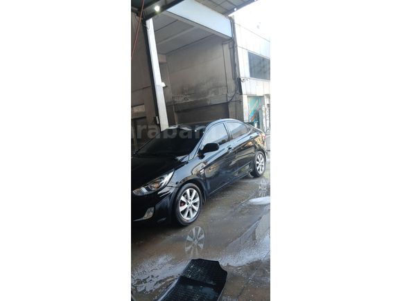 Sahibinden Hyundai Accent Blue 1.6 CRDI Mode Plus 2012 Model