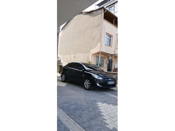 Sahibinden Hyundai Accent Blue 1.6 CRDI Mode Plus 2012 Model