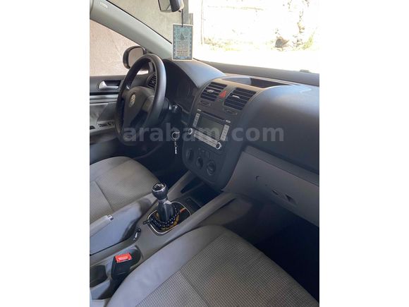 DÜŞÜK KM BOYASIZ AİLE ARACI