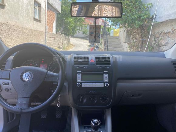 DÜŞÜK KM BOYASIZ AİLE ARACI