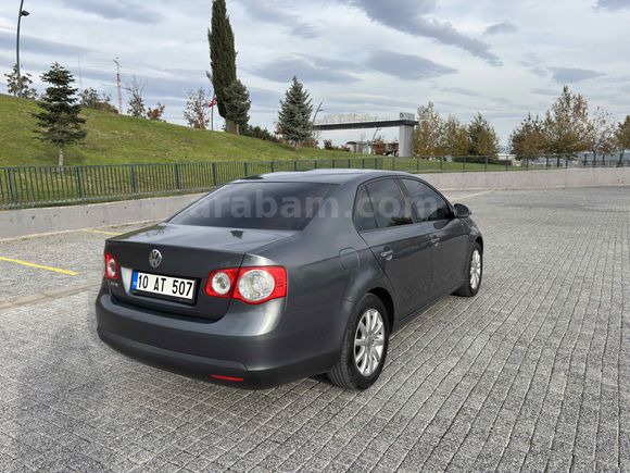 DÜŞÜK KM BOYASIZ AİLE ARACI
