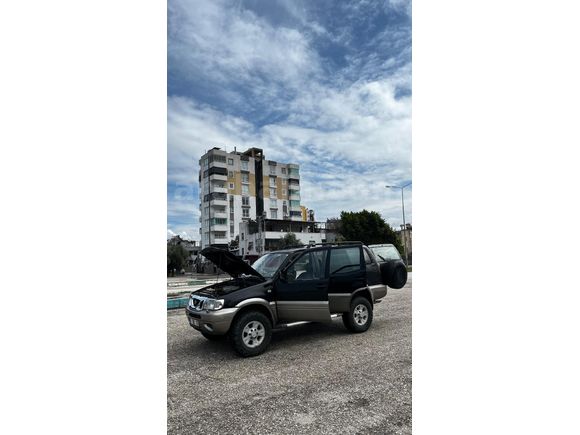Sahibinden Nissan Terrano 2.7 TDI Elegance 2001 Model