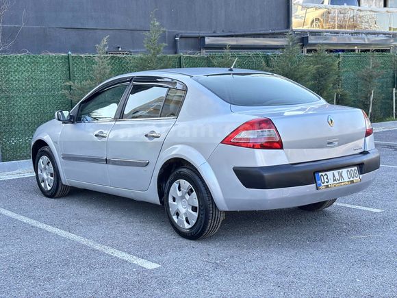 Sahibinden Renault Megane 1.5 dCi Authentique 2009 Model 