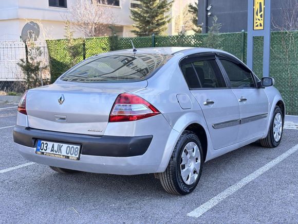 Sahibinden Renault Megane 1.5 dCi Authentique 2009 Model 