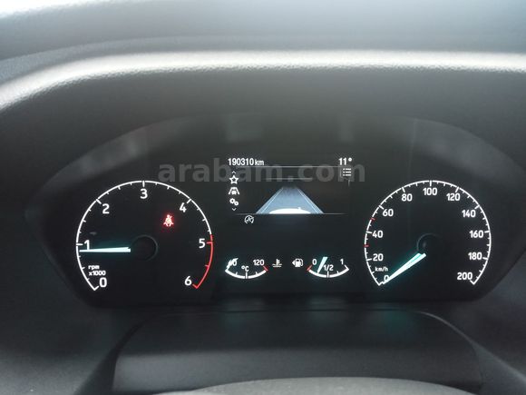 KASTAMONU OTOMOTİV'DEN 2024 TRANSİT 350-LF KAYAR PERDELİ