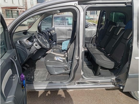 Sahibinden Renault Kangoo Multix 1.5 dCi Extreme 2014 Model  170.000 km Gri