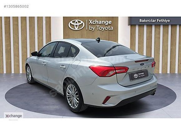 BAKIRCILAR'DAN FORD FOCUS 1.5TDCI TİTANIUM CAM TAVAN