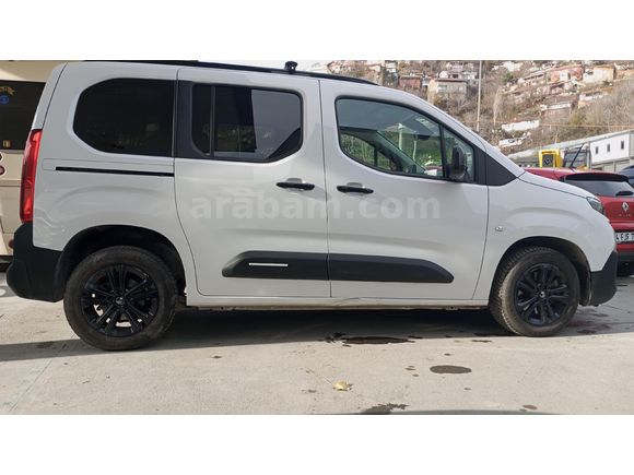Sahibinden Citroen Berlingo 1.5 BlueHDI 2024 Model