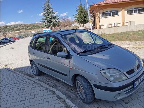Sahibinden Renault Scenic 1.6 RXT 2000 Model