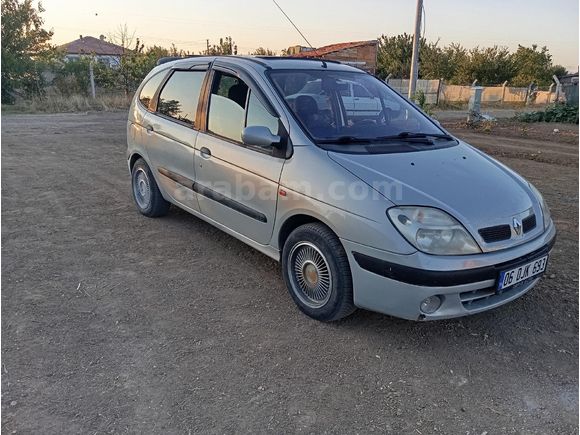 Sahibinden Renault Scenic 1.6 RXT 2000 Model