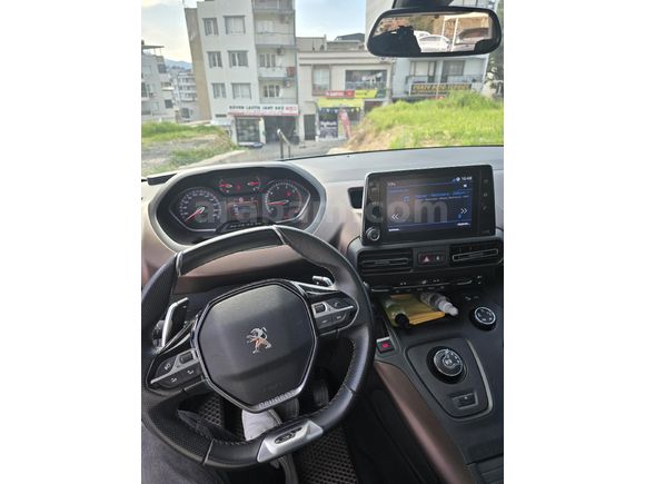 Sahibinden Peugeot Rifter 1.5 BlueHDI GT Line 2023 Model