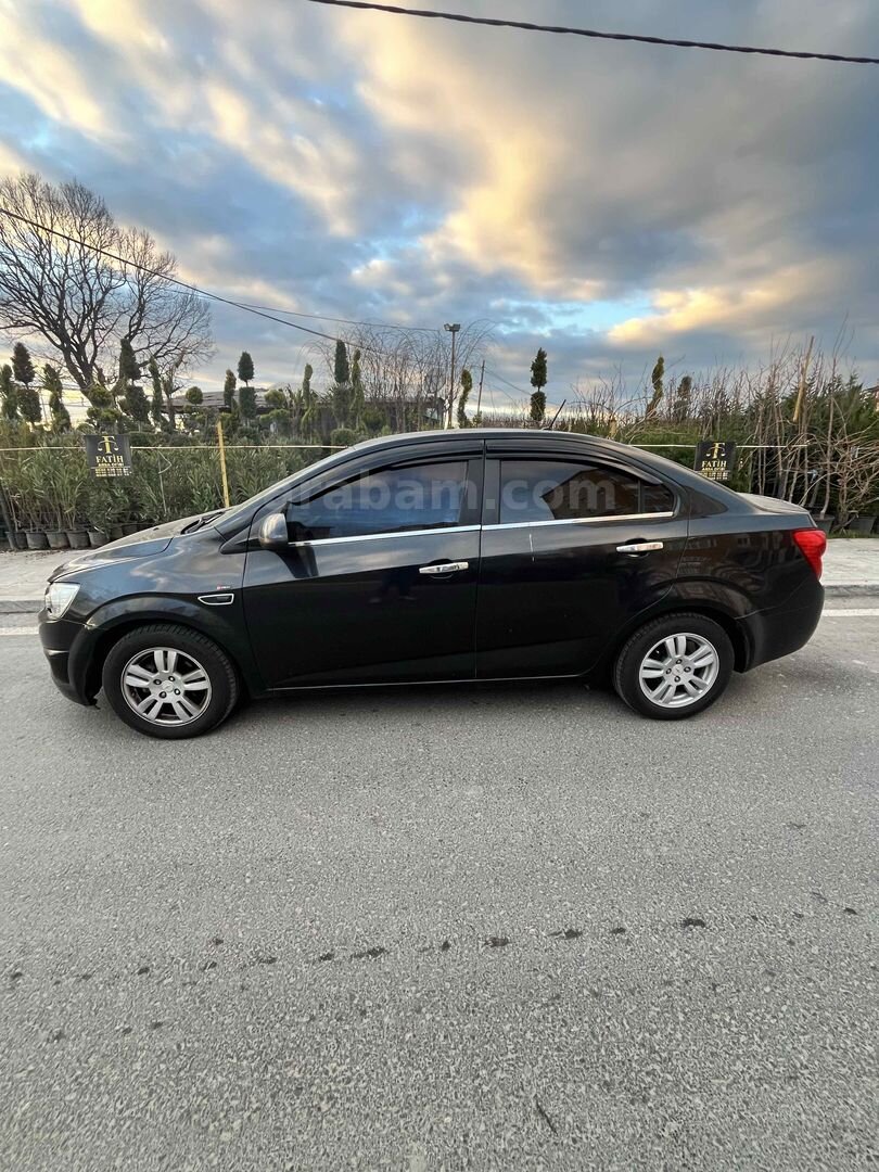Sahibinden Chevrolet Aveo 1.4 LT 2012 Model Tekirdağ 142.000 km Siyah 2