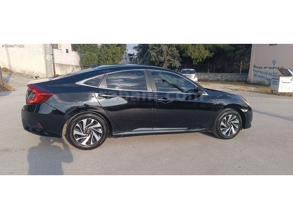 HONDA CİVİC 1.6i VTEC ECO ELEEGANSE 2017 OTOMATİK