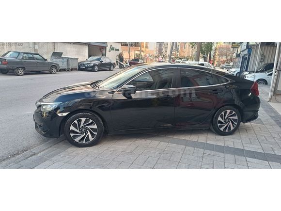 HONDA CİVİC 1.6i VTEC ECO ELEEGANSE 2017 OTOMATİK