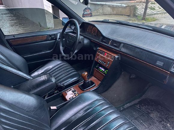 Sahibinden Mercedes - Benz E 200 1995 Model