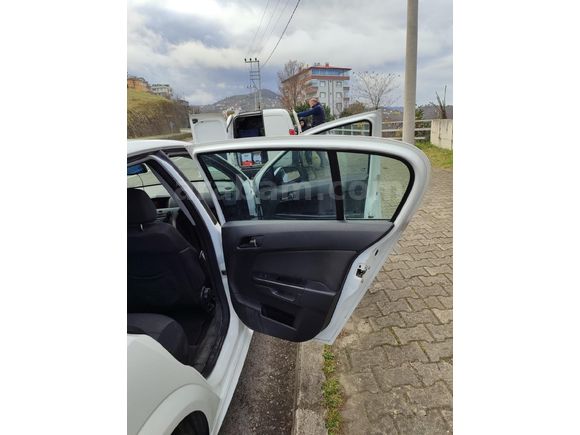 Sahibinden Opel Astra 1.3 CDTI Essentia 2012 Model