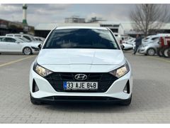 2021 MODEL HYUNDAI İ20 1.4 STYLE 68 BİN KM DE OTOMATIK VITES
