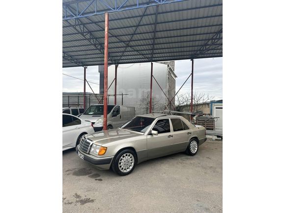 ZEKAİ CELEN AUTO- DEĞİŞENSİZ HATASIZ ORJİNAL CLASSİC 200 E