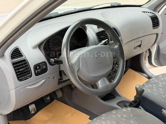 Sahibinden Hyundai Accent 1.3 Admire 2006 Model 
