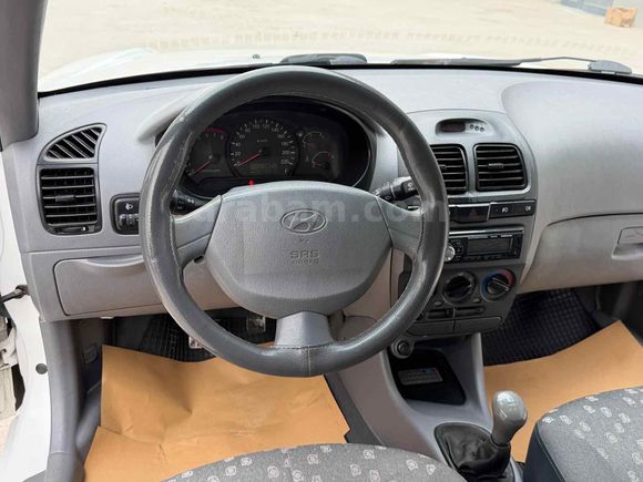 Sahibinden Hyundai Accent 1.3 Admire 2006 Model 
