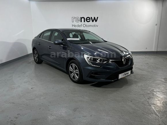 HEDEF RENAULT'DAN 0,99 KREDİ 2023 MEGANE TOUCH 1.3 TCE EDC