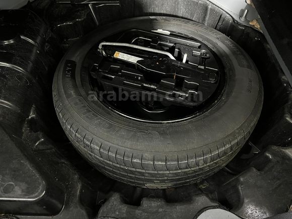 HEDEF RENAULT'DAN 0,99 KREDİ 2023 MEGANE TOUCH 1.3 TCE EDC