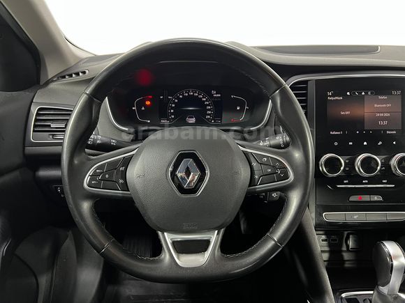 HEDEF RENAULT'DAN 0,99 KREDİ 2023 MEGANE TOUCH 1.3 TCE EDC