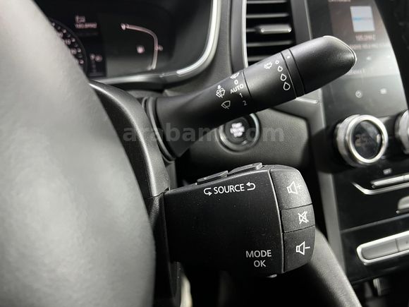 HEDEF RENAULT'DAN 0,99 KREDİ 2023 MEGANE TOUCH 1.3 TCE EDC